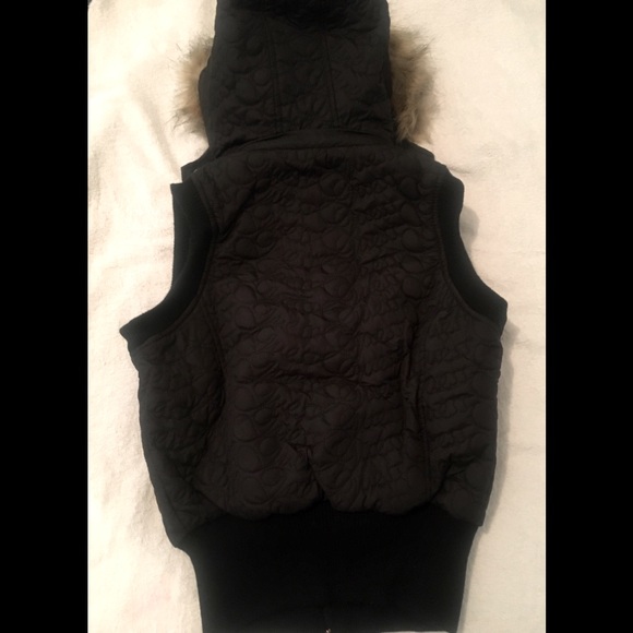 Guess Black Logo Vest with Removable Fur Hoodie, size small - Picture 2 of 8